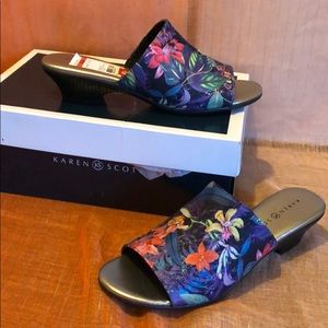 Karen Scott Womens Open Toe Canvas Slide